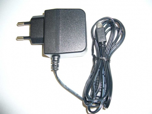 адаптер сетевой EU-700 - внешний вид адаптер сетевой EU-700 фотография